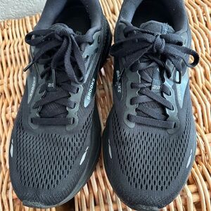 Brooks Adrenaline 23 GTS Women’s